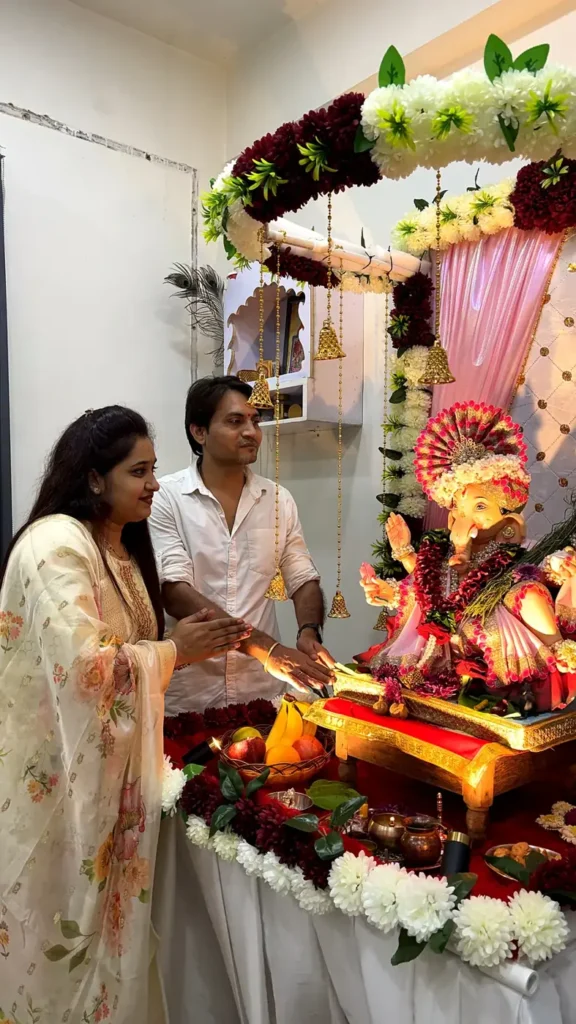 Ganpati aarti at OnePlace Digital Academy, College Road Nashik