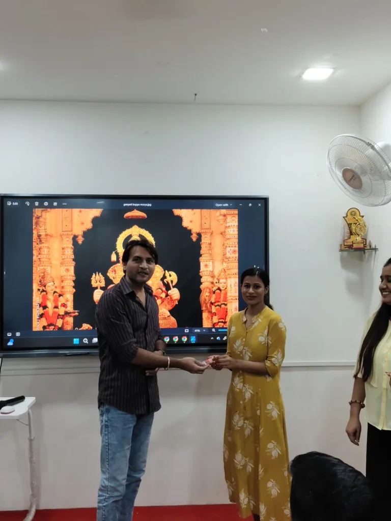 Prize distribution for Ganpati festival games at OnePlace, College Road Nashik