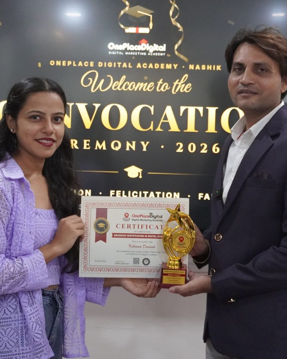 #1 AI & Digital Marketing Course in Nashik | ONEPLACE DIGITAL 1 OnePlace Digital Academy graduate receiving certificate at Convocation 2026, Nashik