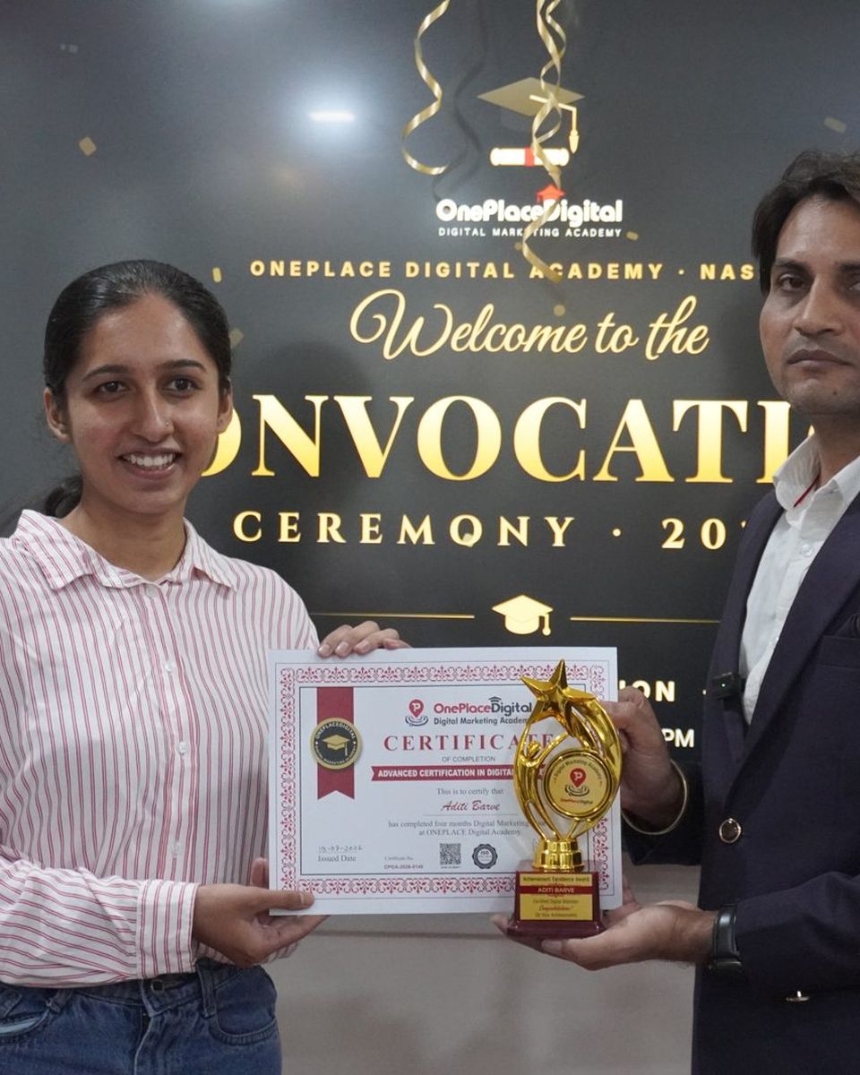 #1 AI & Digital Marketing Course in Nashik | ONEPLACE DIGITAL 12 Graduate with certificate and award - OnePlace Digital Academy Convocation 2026